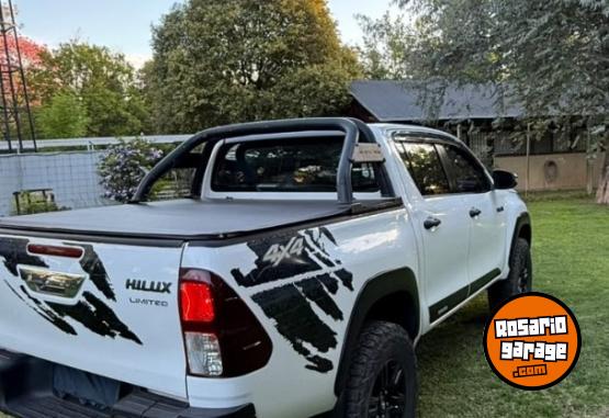 Camionetas - Toyota Hilux 2019 Diesel 170000Km - En Venta