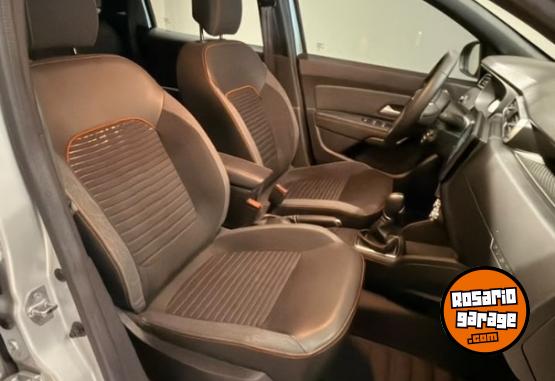 Autos - Renault Duster Iconic 2025 Nafta 42000Km - En Venta