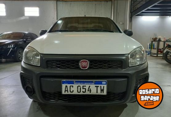 Camionetas - Fiat STRADA 2017 Nafta 95000Km - En Venta