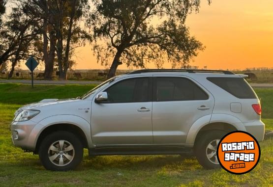 Camionetas - Toyota SW4 SRV 2007 Diesel 184000Km - En Venta