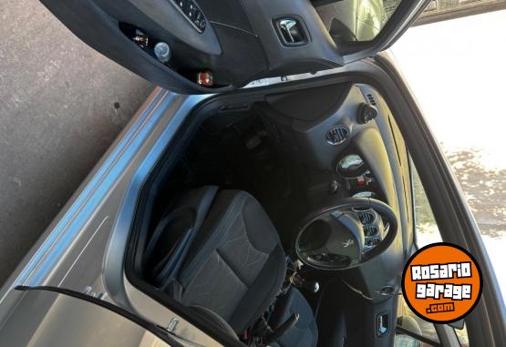Autos - Peugeot 308 active 2016 Nafta 154000Km - En Venta