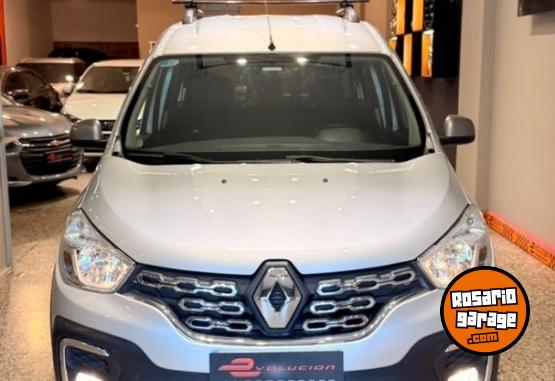 Utilitarios - Renault Kangoo II Stepway 2023 GNC 95000Km - En Venta