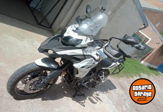 Motos - Benelli Trk 502x 2024 Nafta 17000Km - En Venta