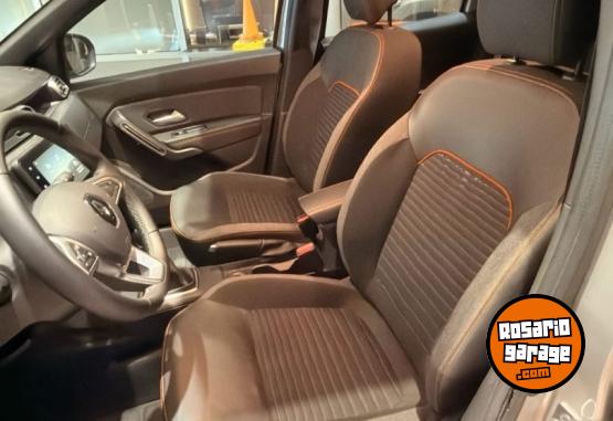 Autos - Renault Duster iconic 2025 Nafta 42000Km - En Venta