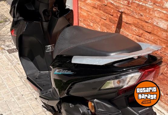 Motos - Honda New elite 125 2018 Nafta 28000Km - En Venta