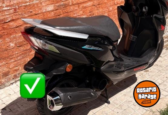 Motos - Honda New elite 125 2018 Nafta 28000Km - En Venta
