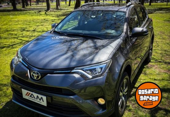 Camionetas - Toyota RAV4 2.0 Rav 4/ SW4 Hilux 2018 Nafta 97000Km - En Venta