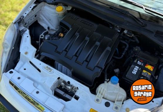 Autos - Fiat PUNTO ATRACTIVE / Palio 2015 Nafta 115000Km - En Venta