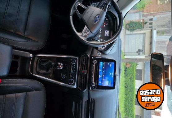 Autos - Ford EcoSport Titanium 2022 Nafta 45720Km - En Venta