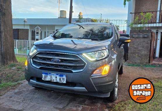 Autos - Ford EcoSport Titanium 2022 Nafta 45720Km - En Venta