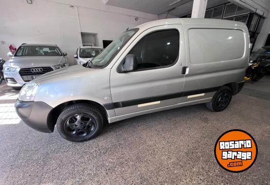 Utilitarios - Peugeot Partner furgón 2014 GNC - En Venta