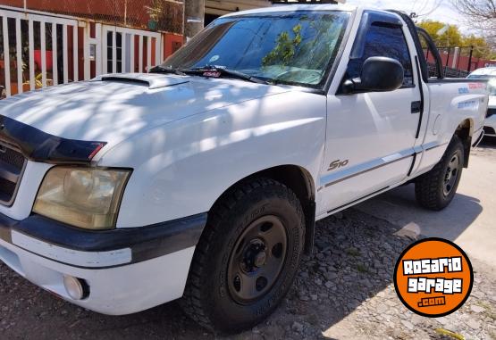 Camionetas - Chevrolet S10 cabina simple 2005 Diesel 440000Km - En Venta