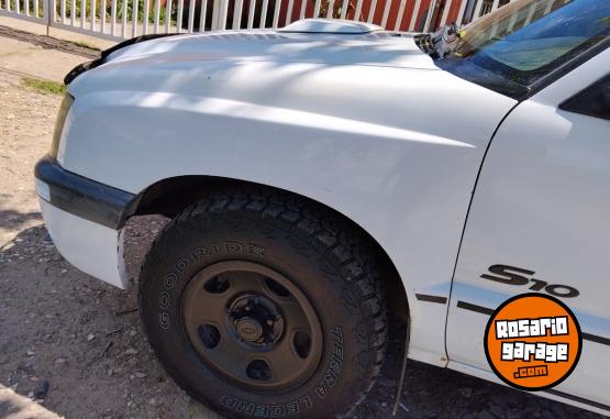 Camionetas - Chevrolet S10 cabina simple 2005 Diesel 440000Km - En Venta