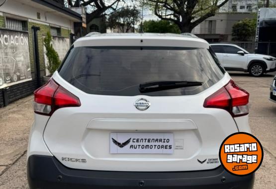 Autos - Nissan Kicks Exclusive 1.6 CVT 2017 Nafta 110000Km - En Venta