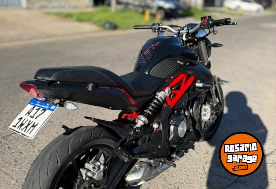 Motos - Benelli 302 2022 Nafta 13000Km - En Venta