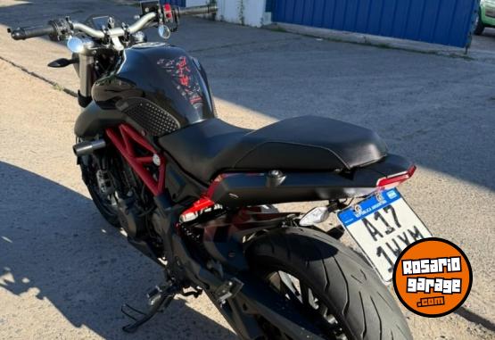 Motos - Benelli 302 2022 Nafta 13000Km - En Venta