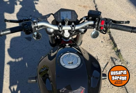 Motos - Benelli 302 2022 Nafta 13000Km - En Venta