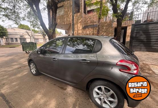 Autos - Peugeot 208 allure nav 2016 Nafta 96000Km - En Venta