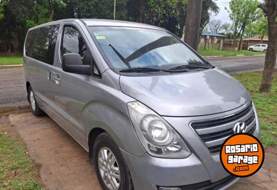 Utilitarios - Hyundai H1 2.5 CRDI Premiun 2017 Diesel 180000Km - En Venta