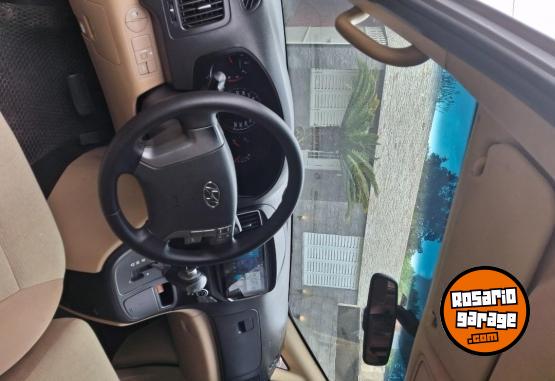 Utilitarios - Hyundai H1 2.5 CRDI Premiun 2017 Diesel 180000Km - En Venta