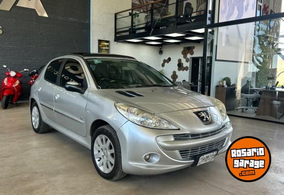 Autos - Peugeot 207 COMPACT FELINE 1.4 HD 2013 Diesel 166097Km - En Venta