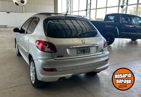 Autos - Peugeot 207 COMPACT FELINE 1.4 HD 2013 Diesel 166097Km - En Venta