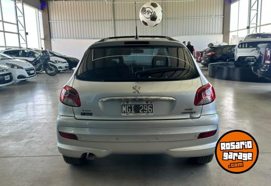 Autos - Peugeot 207 COMPACT FELINE 1.4 HD 2013 Diesel 166097Km - En Venta