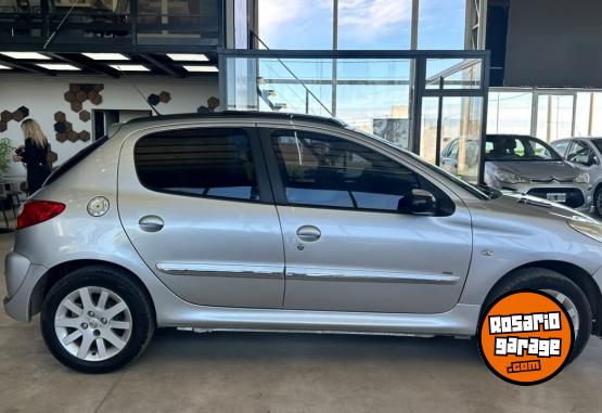 Autos - Peugeot 207 COMPACT FELINE 1.4 HD 2013 Diesel 166097Km - En Venta