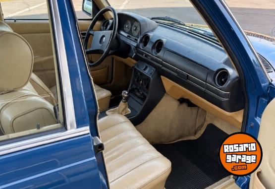 Cl�sicos - Mercedes-Benz 230 W123 1980 Nafta/GNC - En Venta