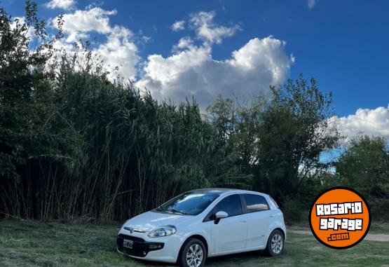 Autos - Fiat Punto attractive 2013 GNC 198000Km - En Venta