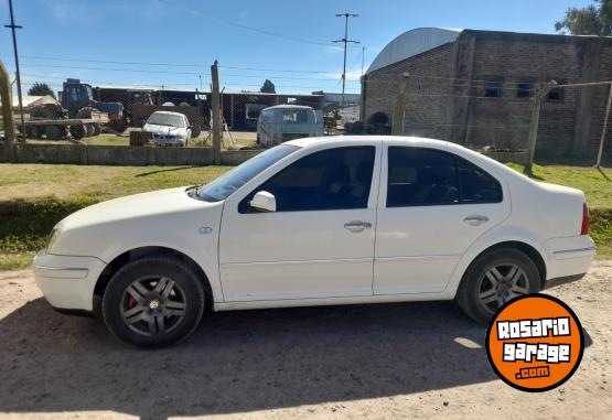 Autos - Volkswagen Bora 2005 Diesel 220000Km - En Venta