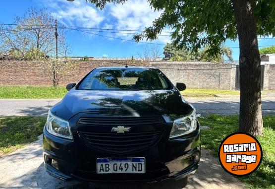 Autos - Chevrolet Onix 2017 Nafta 121000Km - En Venta