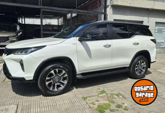 Camionetas - Toyota Sw4 diamond 2.8 2022 Diesel 70000Km - En Venta