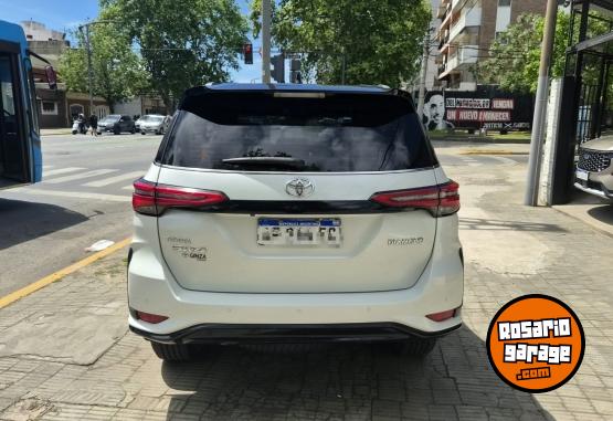 Camionetas - Toyota Sw4 diamond 2.8 2022 Diesel 70000Km - En Venta