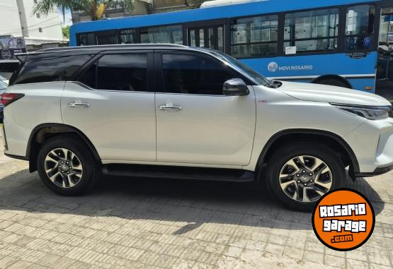 Camionetas - Toyota Sw4 diamond 2.8 2022 Diesel 70000Km - En Venta