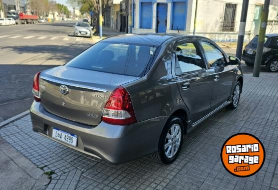 Autos - Toyota ETIOS XLS 1.5N 6MT 2018 Nafta 89000Km - En Venta