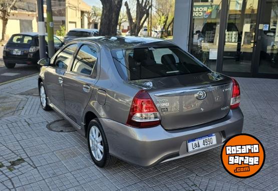 Autos - Toyota ETIOS XLS 1.5N 6MT 2018 Nafta 89000Km - En Venta