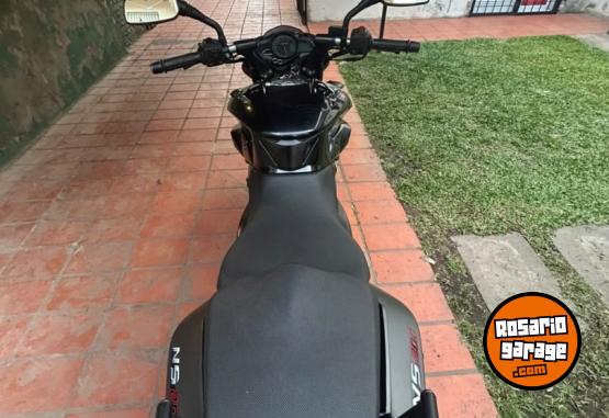 Motos - Bajaj Rouser NS 200 2021 Nafta 15000Km - En Venta