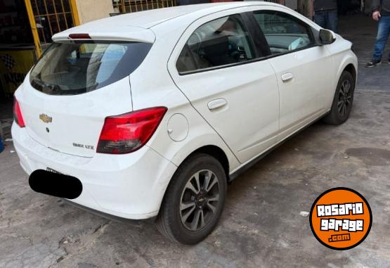 Autos - Chevrolet Onix 2014 Nafta 90000Km - En Venta