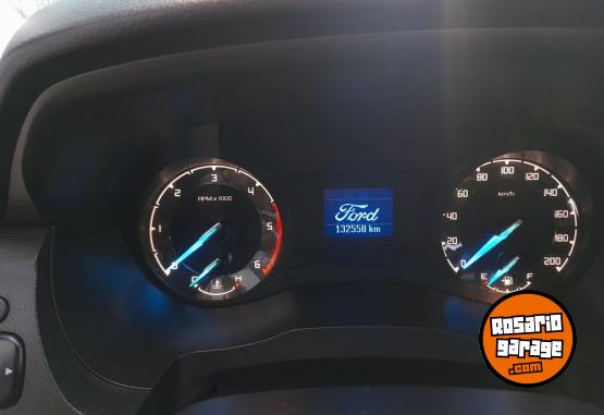 Camionetas - Ford Ranger XL 2021 Diesel 130000Km - En Venta