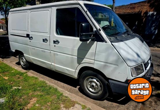 Utilitarios - Renault Trafic T313 corto 1997 Diesel 111111Km - En Venta
