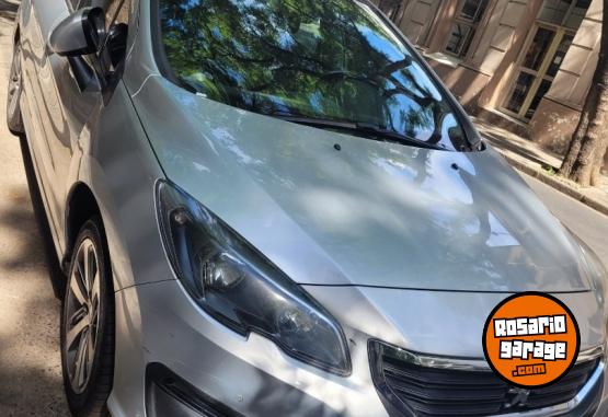 Autos - Peugeot 308 Feline HDI 2015 Diesel 200000Km - En Venta