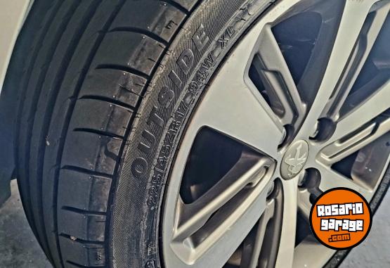 Autos - Peugeot 308 Feline HDI 2015 Diesel 200000Km - En Venta