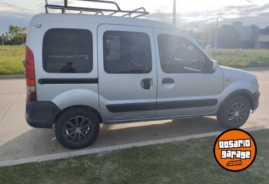 Utilitarios - Renault Kangoo 2014 GNC 230000Km - En Venta