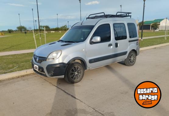 Utilitarios - Renault Kangoo 2014 GNC 230000Km - En Venta