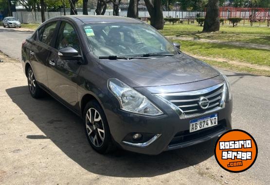 Autos - Nissan Versa 1.6 Exclusive At 2015 Nafta 110000Km - En Venta