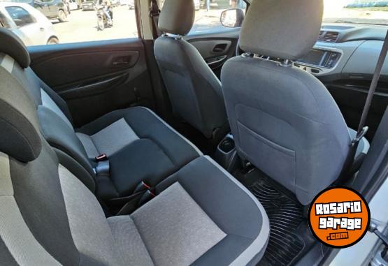 Autos - Chevrolet SPIN LT 1.8N 2018 GNC 99000Km - En Venta