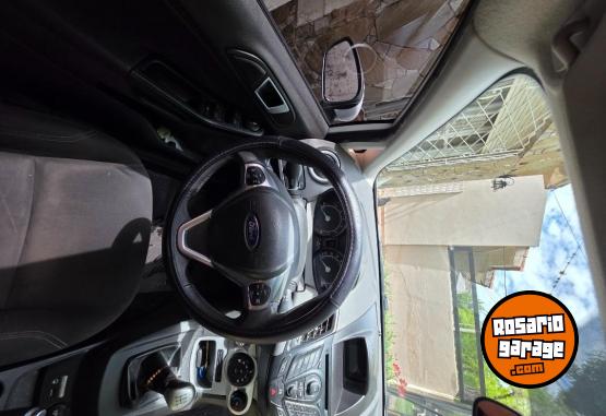 Autos - Ford Fiesta se 2014 Nafta 127000Km - En Venta