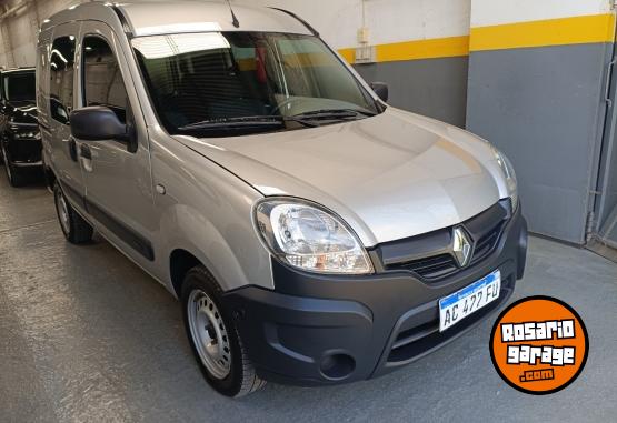 Utilitarios - Renault Kangoo Express Mixta Pack 2018 GNC 130000Km - En Venta