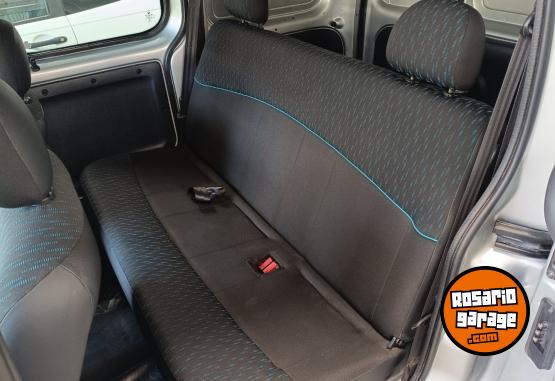 Utilitarios - Renault Kangoo Express Mixta Pack 2018 GNC 130000Km - En Venta